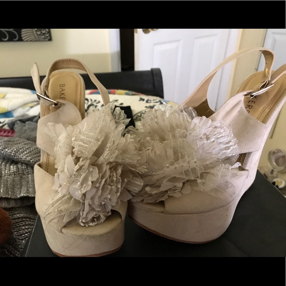 Flower bakers wedges